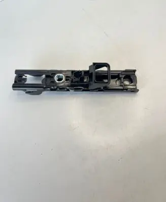 Volkswagen Tiguan Seat belt height adjuster 4M0857819A