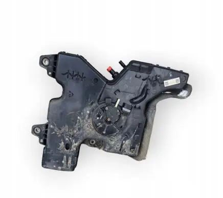 Volkswagen Crafter AdBlue liquid reservoir 2N0131877H