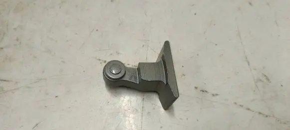 BMW 1 F40 Front door upper hinge 5a1fca5