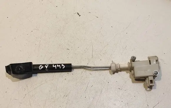 Volkswagen Golf V Fuel tank cap lock motor 1K0810773