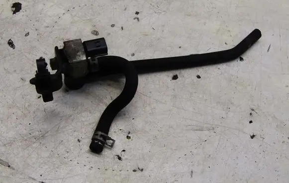 Suzuki SX4 S-Cross Valve vacuum K5T48589