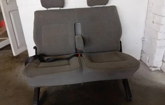 Volkswagen Transporter - Caravelle T4 Rear seat 