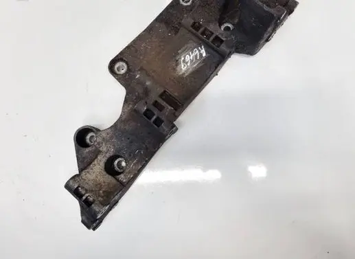 Volkswagen Golf IV Engine mounting bracket 06A903143H
