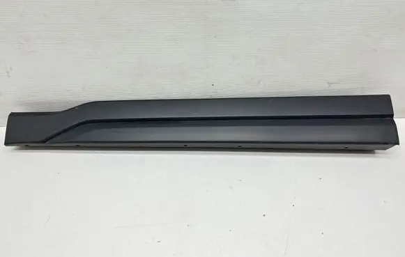 Front door trim (molding)