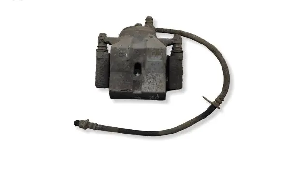 Toyota Prius (XW50) Front brake caliper 