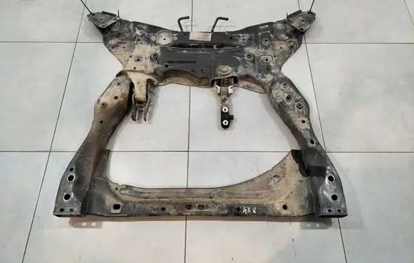 Volvo V60 Front subframe 32268633