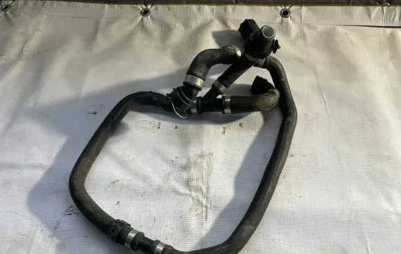 BMW 6 E63 E64 Coolant pipe/hose 7542206