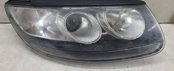 Hyundai Santa Fe Headlight/headlamp 921022B1