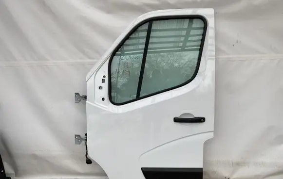 Opel Movano B Front door 231648421R