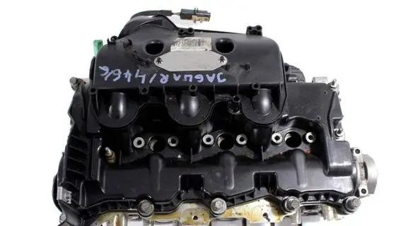 Jaguar XJ X351 Engine head PM9X2Q6C064CA 9X2Q9424EB