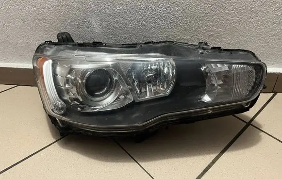 Mitsubishi Outlander Headlight/headlamp OUTLANDERLIFT