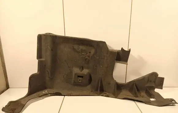 Audi TT Mk1 Engine splash shield/under tray 8N0825245D