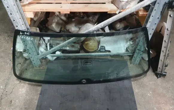 Volkswagen Golf IV Rear windscreen/windshield window 43R001057 KLL3L