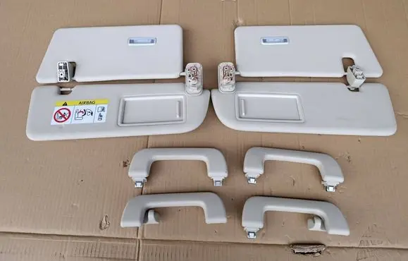 Volkswagen Touareg III Sun visor 