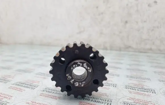 Volkswagen PASSAT B6 Crankshaft pulley 038105263H