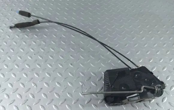 Subaru Outback (BS) Front door lock 61032AL160 T8311170F3
