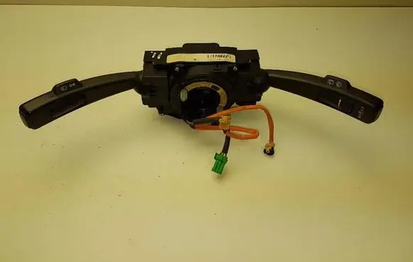 Volvo V50 Multifunctional control switch/knob T0536333