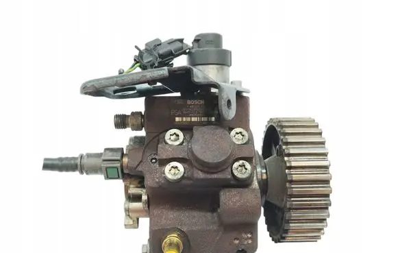 Ford Focus Fuel injection high pressure pump 0445010102
