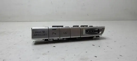 Audi A8 S8 D4 4H Parking (PDC) sensor switch 4H1959674R