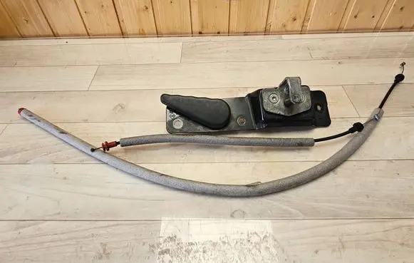 Opel Vivaro Loading door interior handle 8200323112