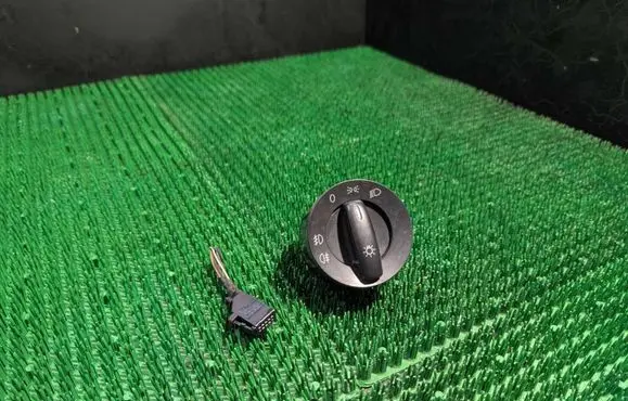 Volkswagen Touran I Light switch 1t0941431AA