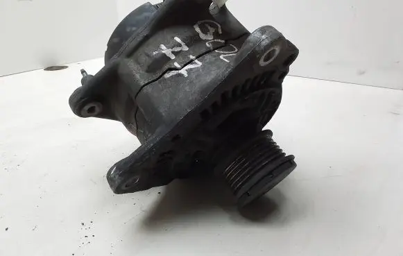 Volkswagen Golf IV Generator/alternator 038903023H 0123320032