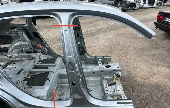 Mercedes-Benz EQC Pillar (middle)