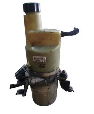Volvo S40 Power steering pump 5N513K514CA