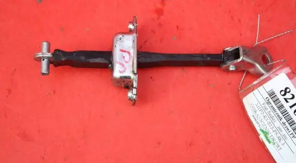 Fiat Sedici Front door check strap stopper 