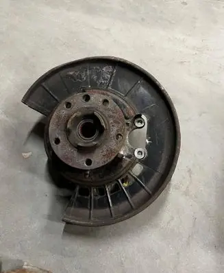 Porsche Cayenne (92A) Rear wheel hub spindle/knuckle 