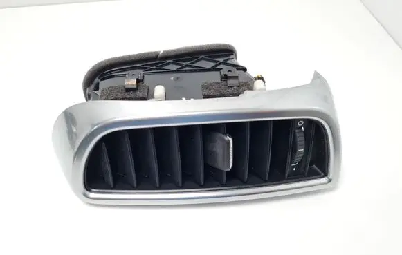 Porsche Cayenne (92A) Dash center air vent grill 7P5819728C