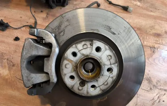 BMW X1 F48 F49 Front wheel hub spindle knuckle