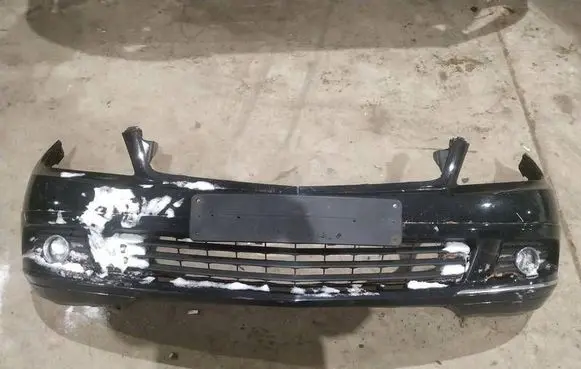 Mercedes-Benz C AMG W204 Front bumper juodas