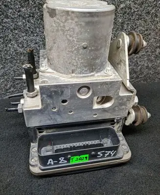Audi A8 S8 D4 4H ABS Pump 4H0907379A 4H0614517A