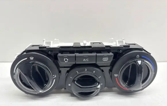 Peugeot 208 I Climate control unit 96722483 E1063173 T1013332G