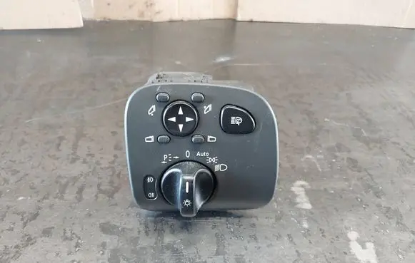 Mercedes-Benz C W203 Light switch A2035450704 04058520 24406574735