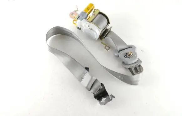 Hyundai Centennial Front seatbelt