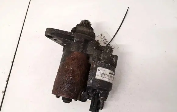 Skoda Octavia Mk2 (1Z) Starter motor 2339305337