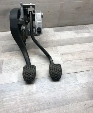 BMW 3 E90 E91 Pedal assembly 2283725 678711