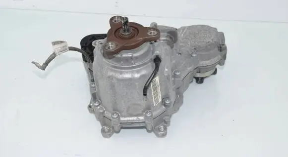 BMW 5 F10 F11 Gearbox transfer box case 5A371F2 ATC35L 27105A371F2