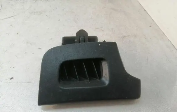 Toyota Prius (XW30) Rear air vent grill 5596147030