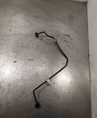 Suzuki Grand Vitara II Turbo turbocharger oiling pipe/hose