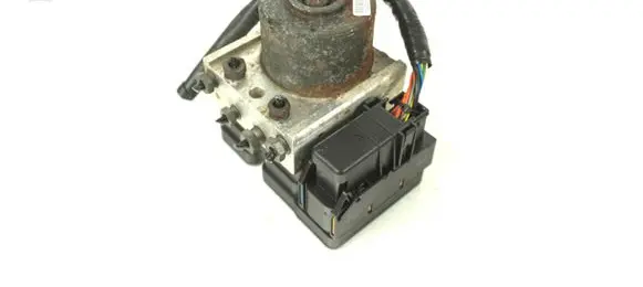 Ford Fiesta ABS Pump 4S612M110CC D461