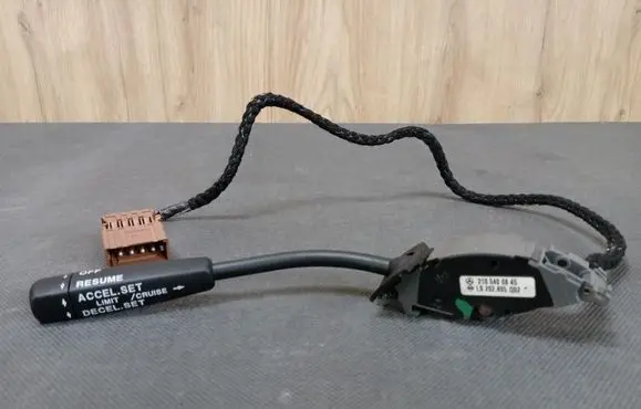 Mercedes-Benz SLK R170 Cruise control switch 2105400845 A2105400845