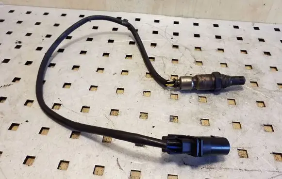 Volkswagen PASSAT B7 Lambda probe sensor 03L906262A