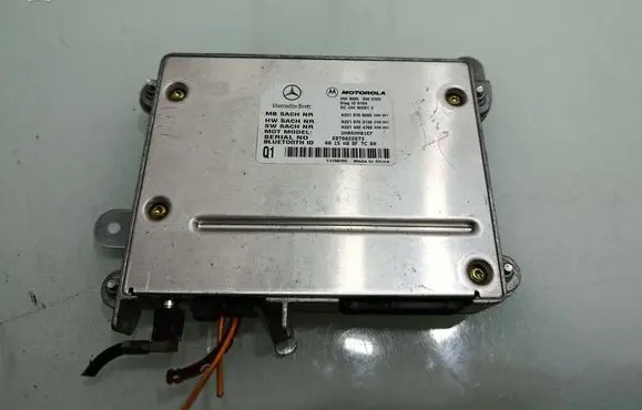 Mercedes-Benz S W221 Bluetooth control unit module A2218708685