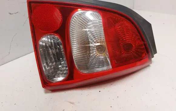 Renault Twingo II Rear/tail lights