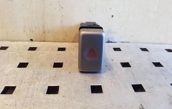 Subaru Forester SG Hazard light switch