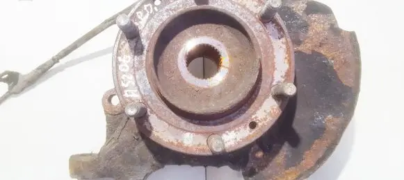 KIA Carnival Front wheel hub