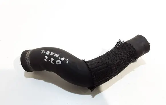 Toyota Avensis T270 Engine coolant pipe/hose